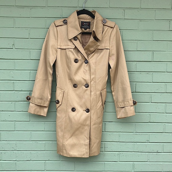 B&S fashion wear woman’s tan trench coat size Large - Picture 1 of 11